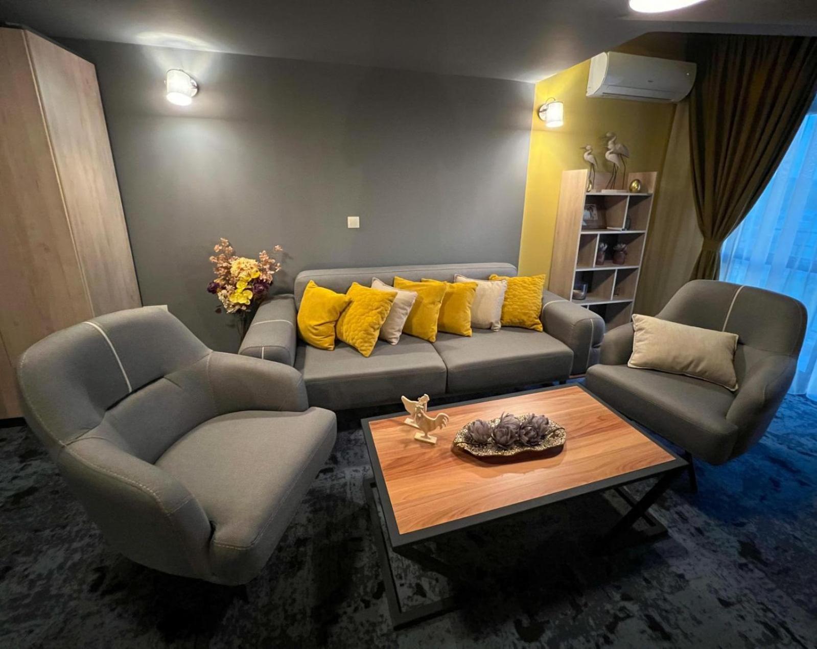 Pino - Villa, Casa, Cucina Е Terrazza Albena Dış mekan fotoğraf